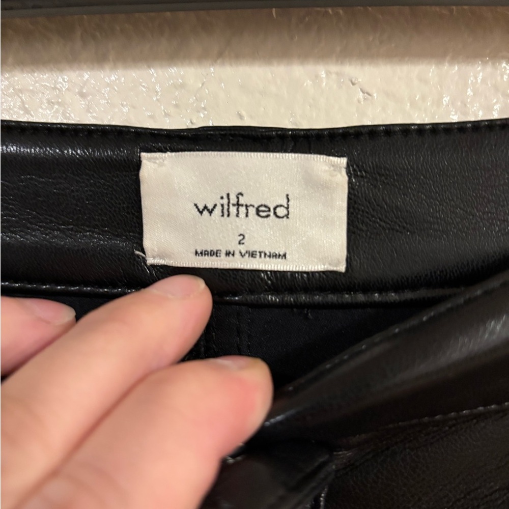 ARITZIA Wilfred Melina Straight Leg pants in Black Noir NWOT - Picture 6 of 8